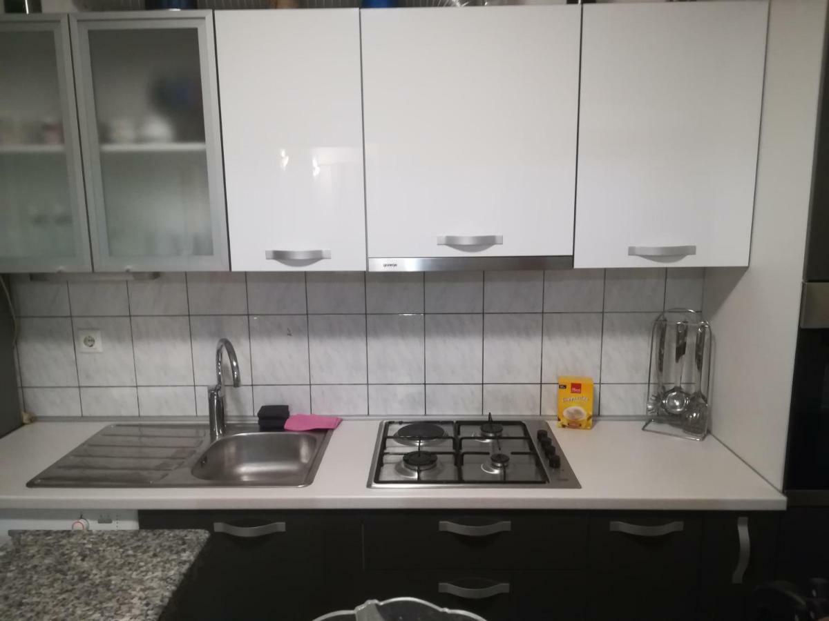 Apartment Nela Baška Voda Eksteriør bilde